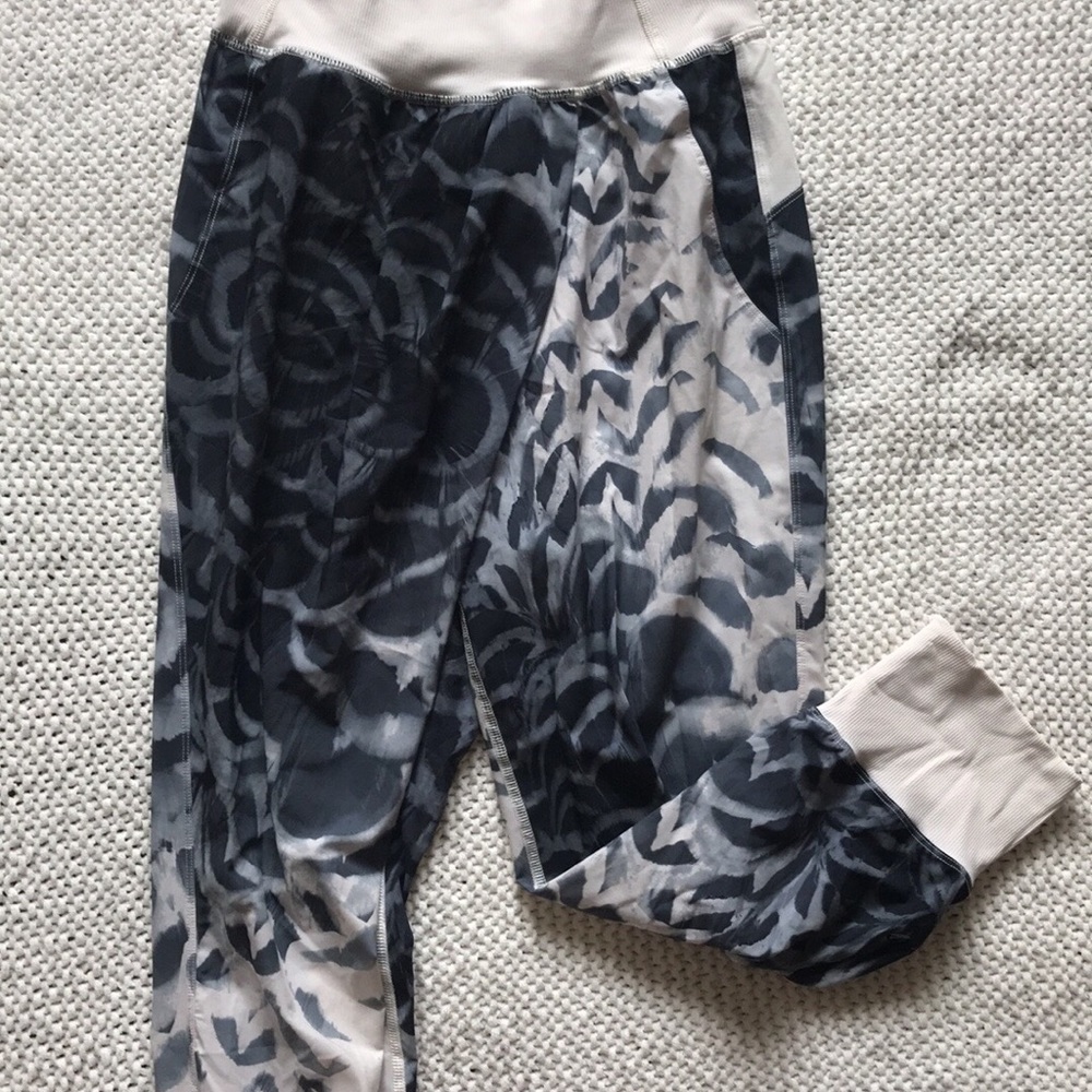 Lululemon Crops